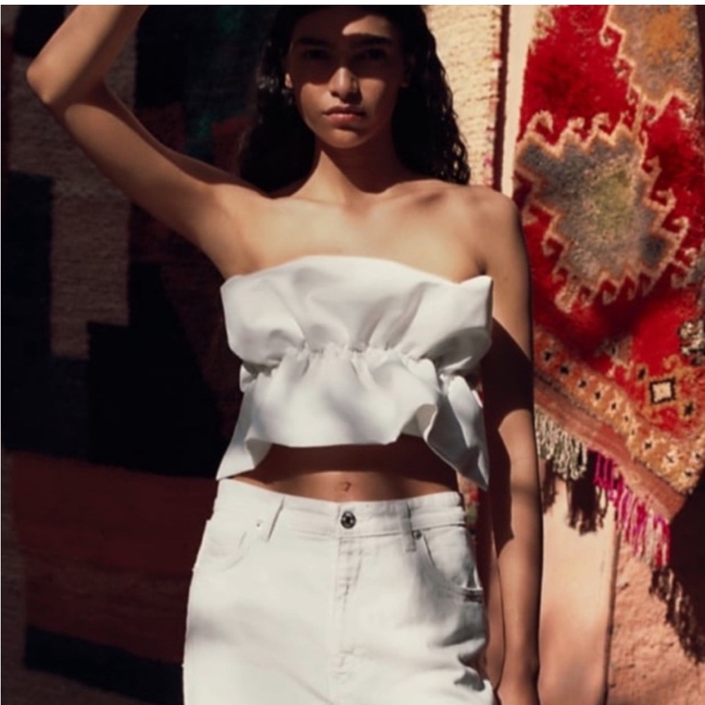 Beautiful Zara white crop top